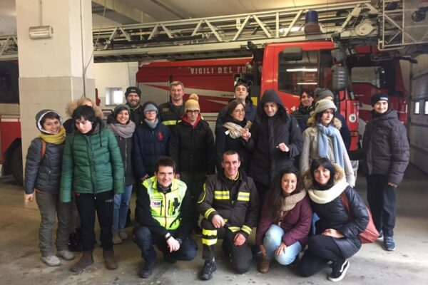 54041342_1152104018305428_8384096265704570880_n 54041342_1152104018305428_8384096265704570880_n